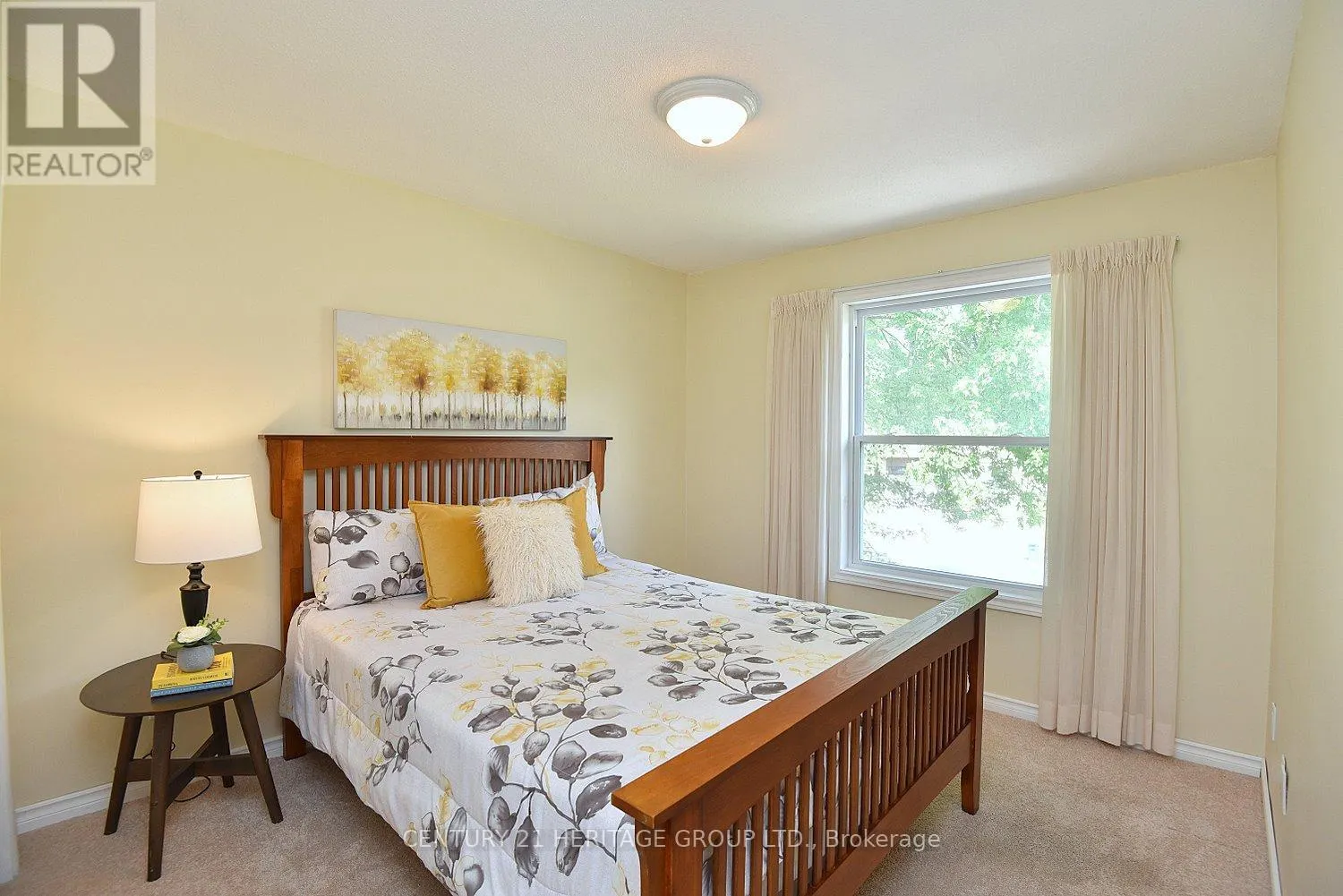 838 BORONIA CRESCENT