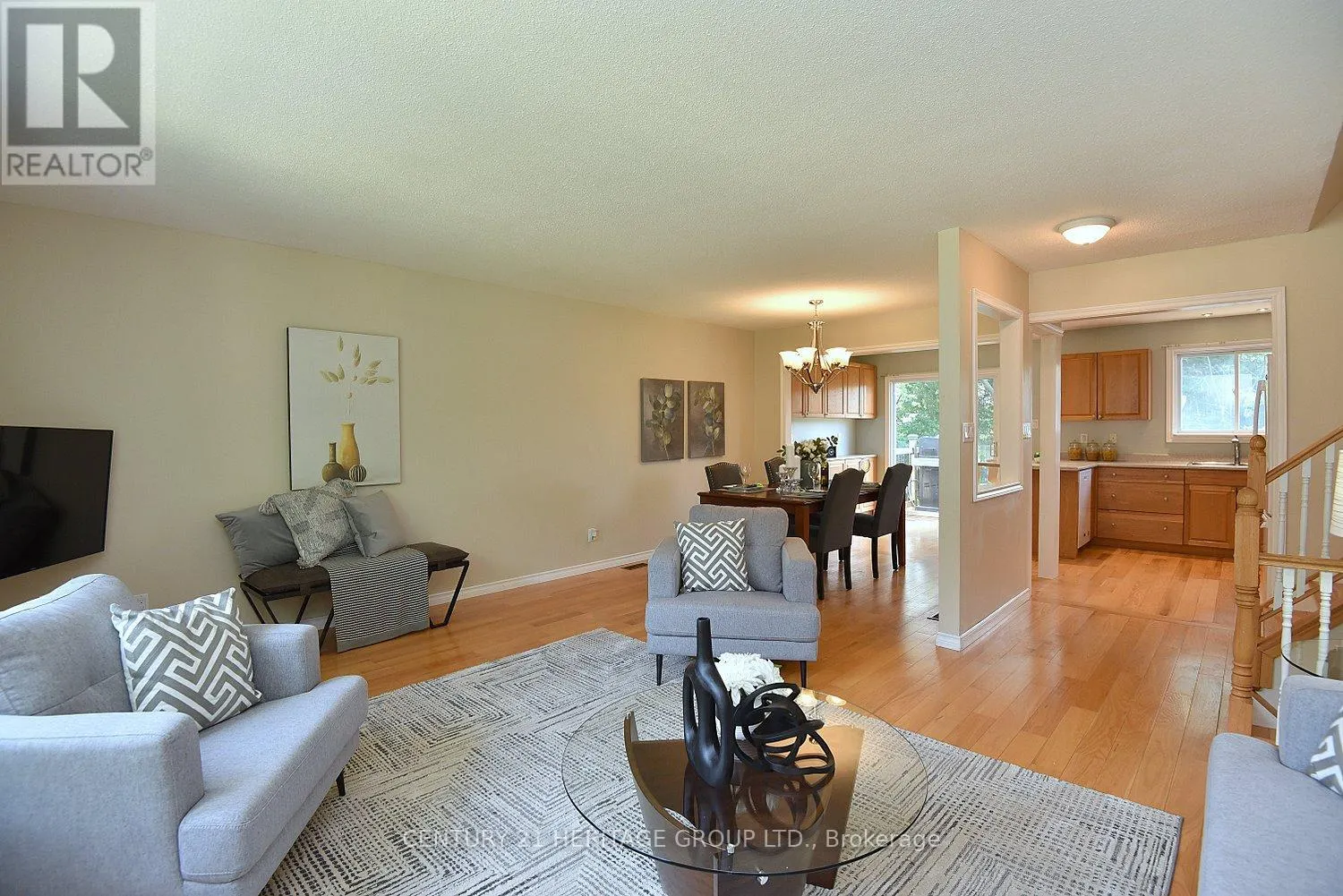 838 BORONIA CRESCENT