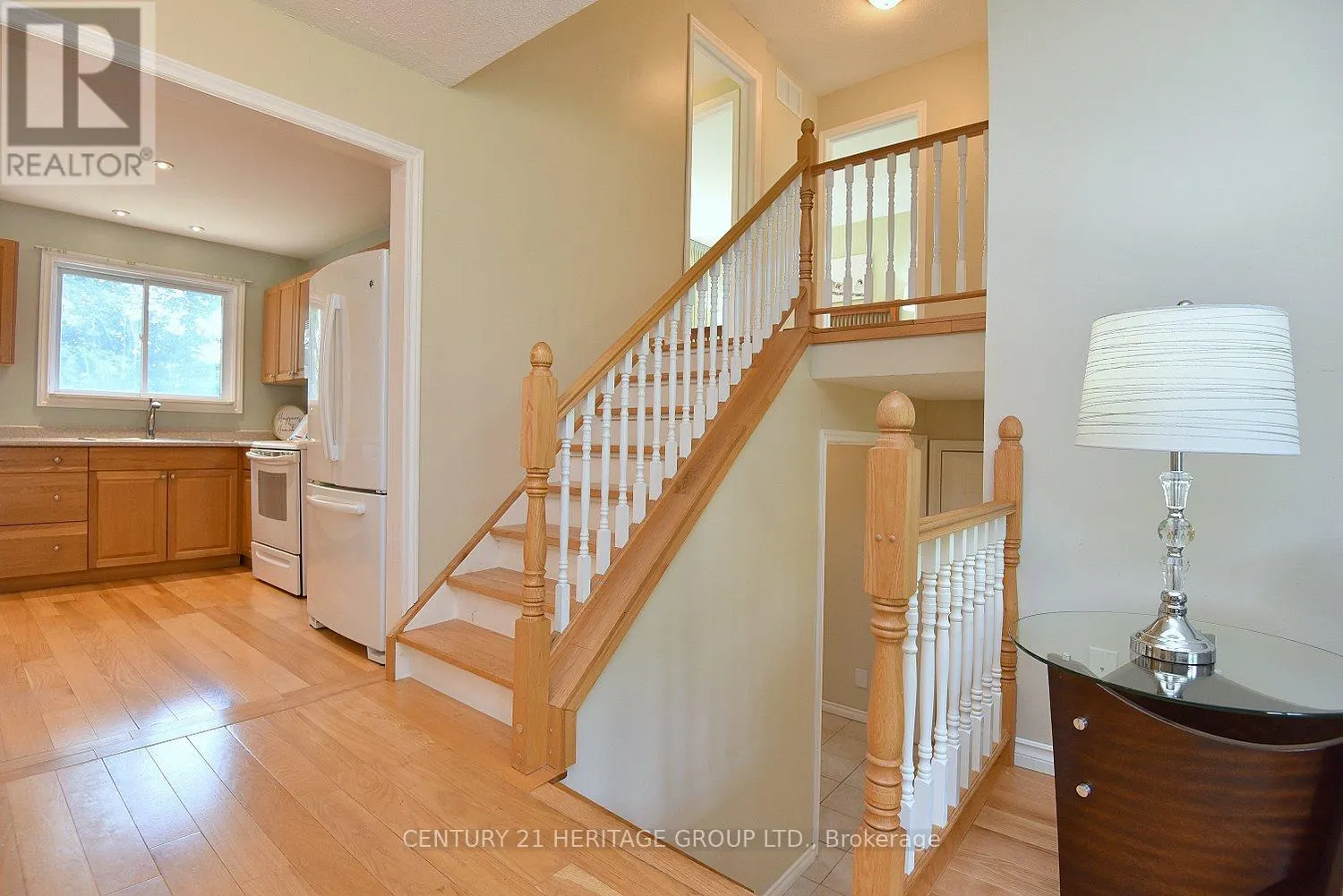838 BORONIA CRESCENT