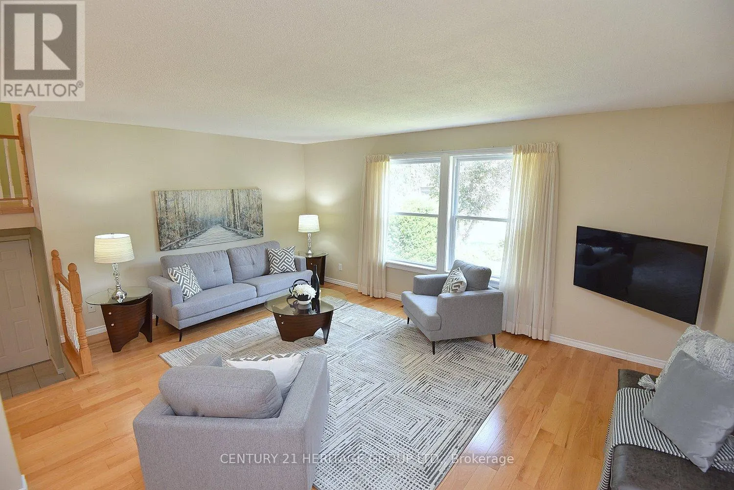 838 BORONIA CRESCENT