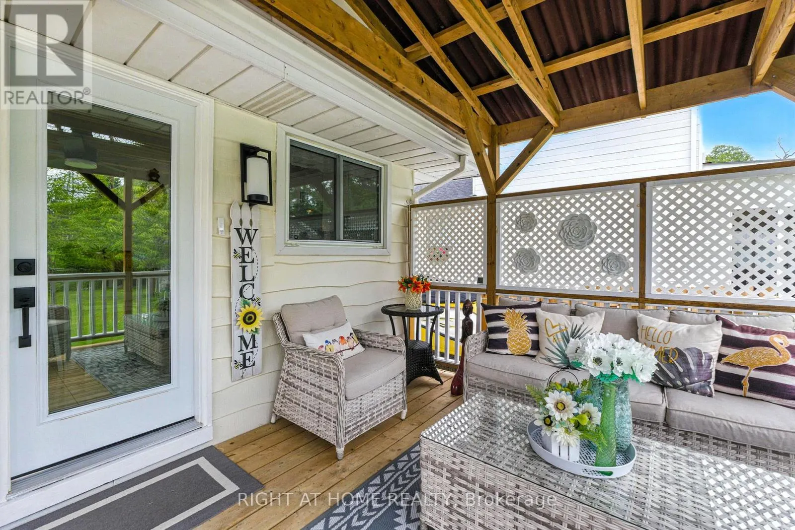 1129 LINDY LANE