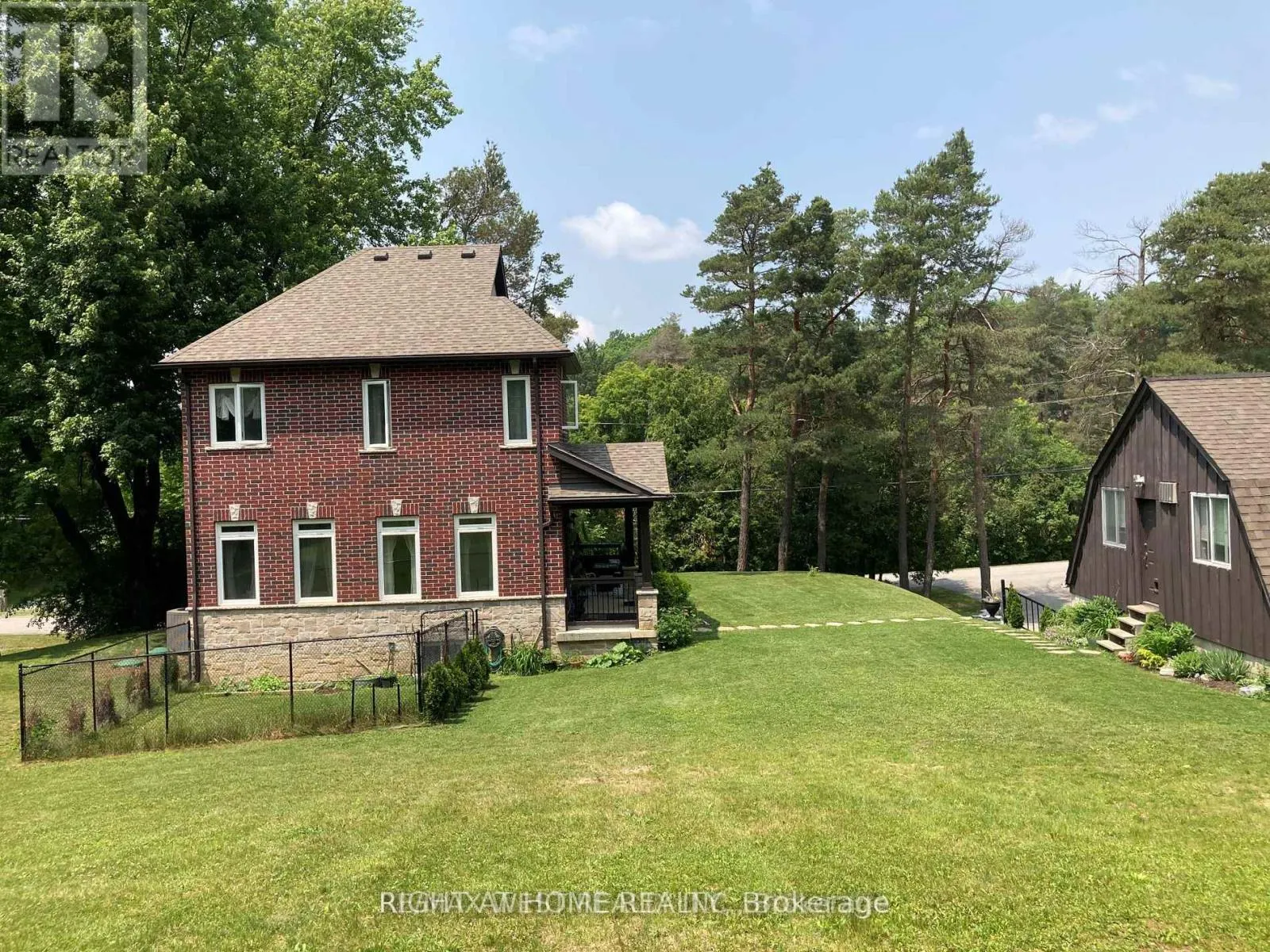 125 RIDGE ROAD