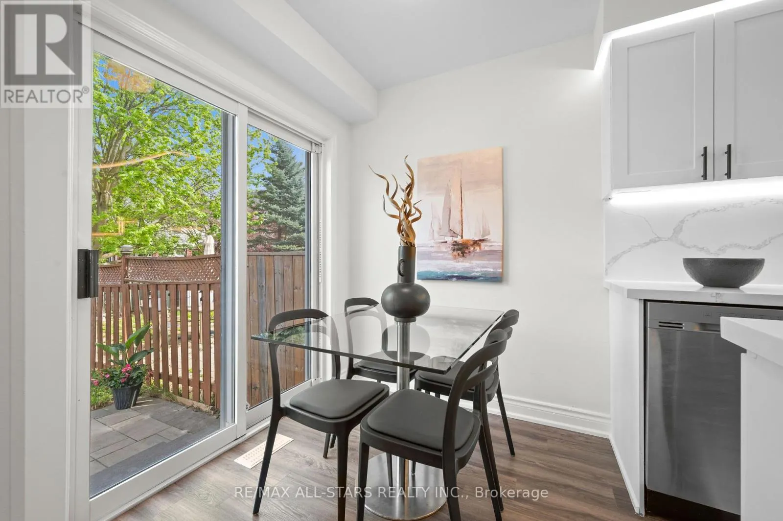 58 WOODROOF CRESCENT