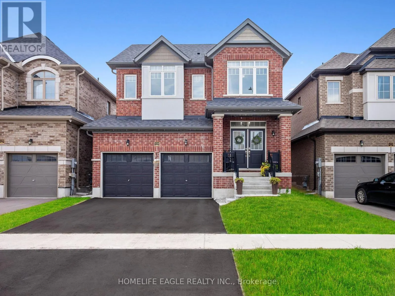 1226 CORBY WAY