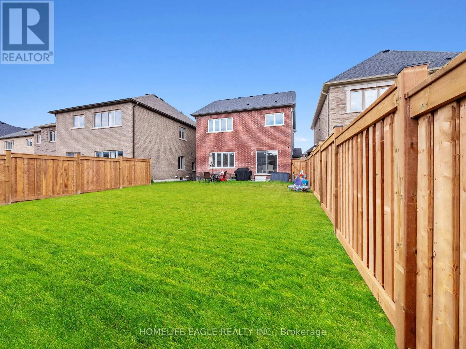 1226 CORBY WAY