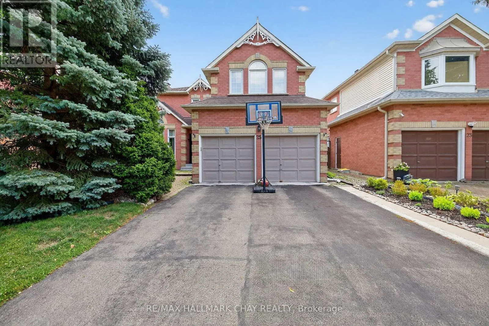 25 HEATHERWOOD CRESCENT