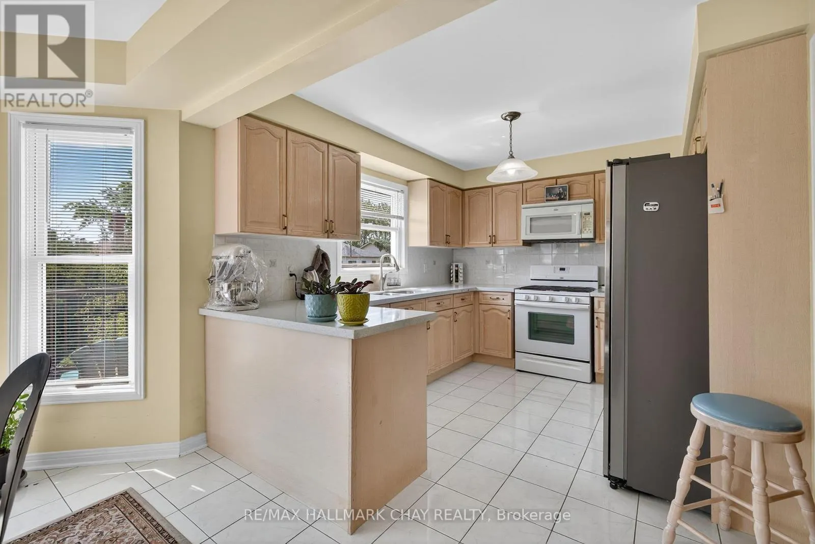 25 HEATHERWOOD CRESCENT