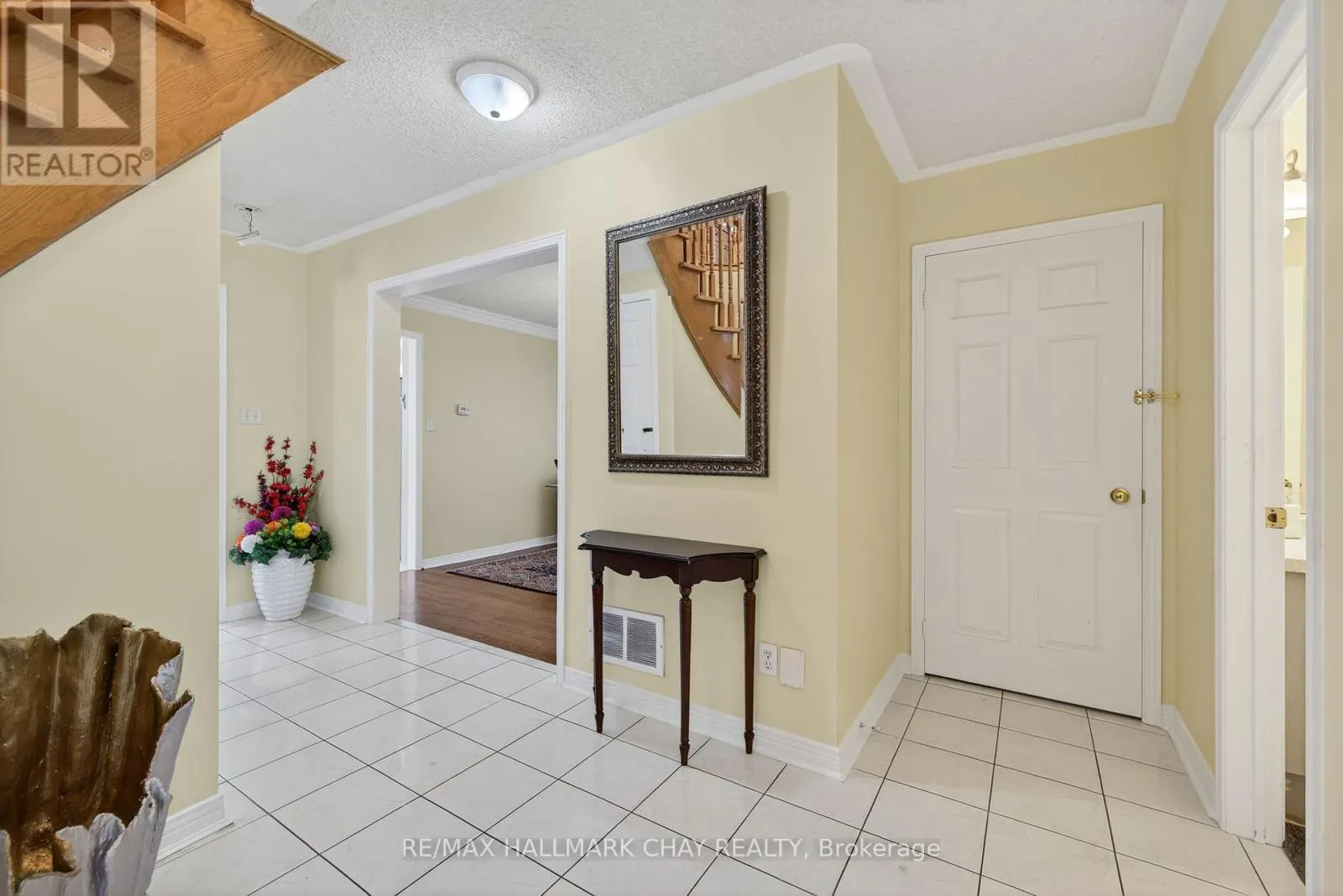 25 HEATHERWOOD CRESCENT