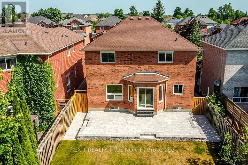 1908 EMERALD COURT