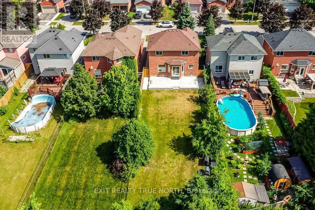 1908 EMERALD COURT