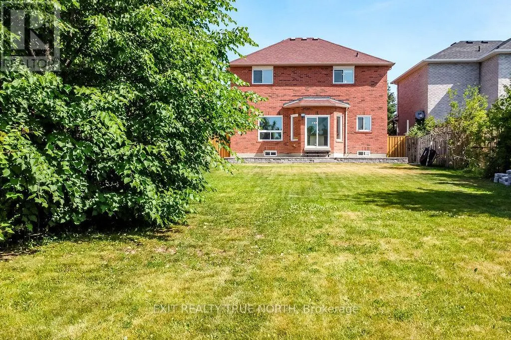 1908 EMERALD COURT