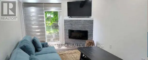 687 INNISFIL BEACH ROAD