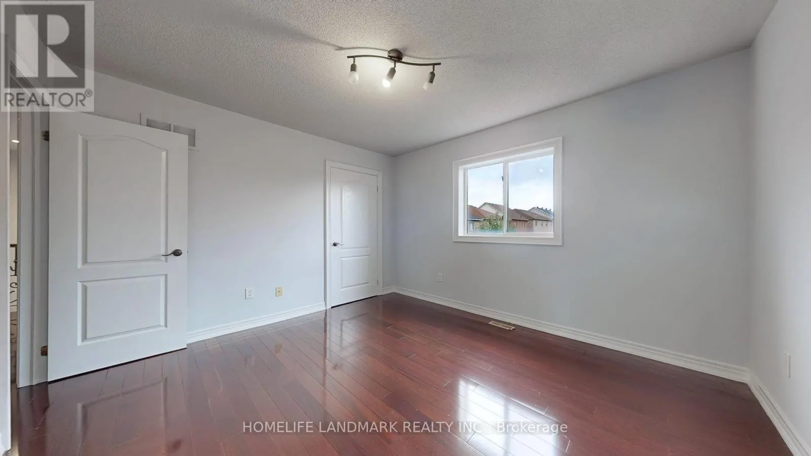 183 ALFRED SMITH WAY