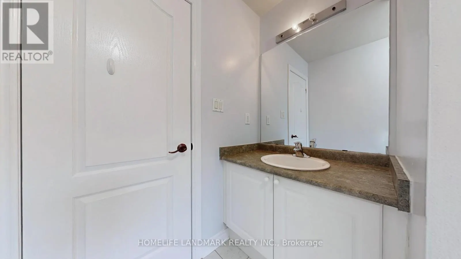 183 ALFRED SMITH WAY