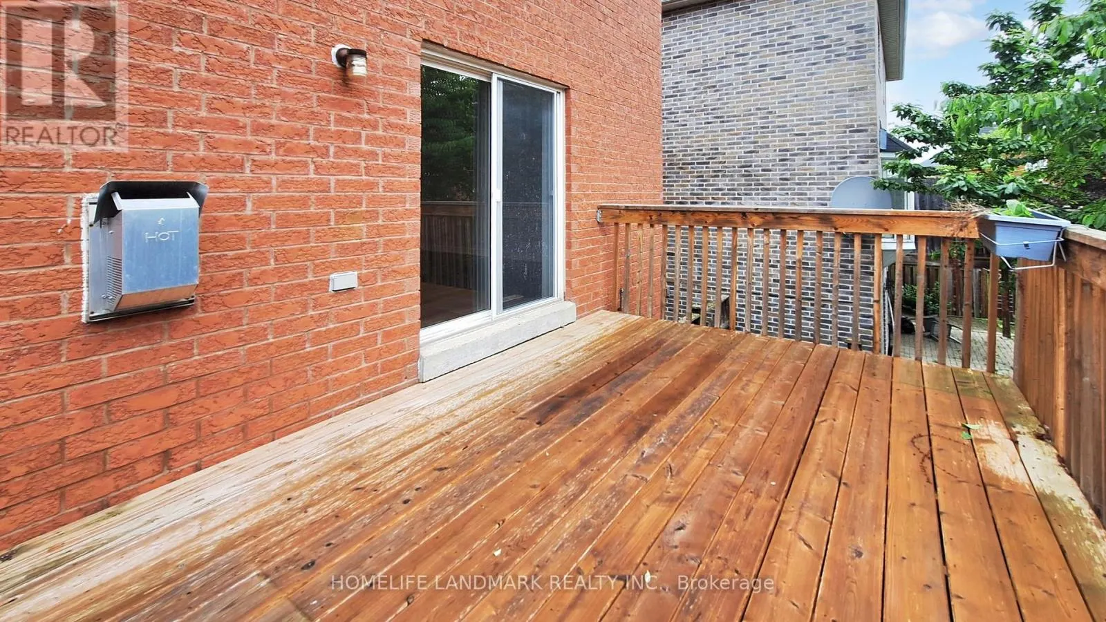183 ALFRED SMITH WAY