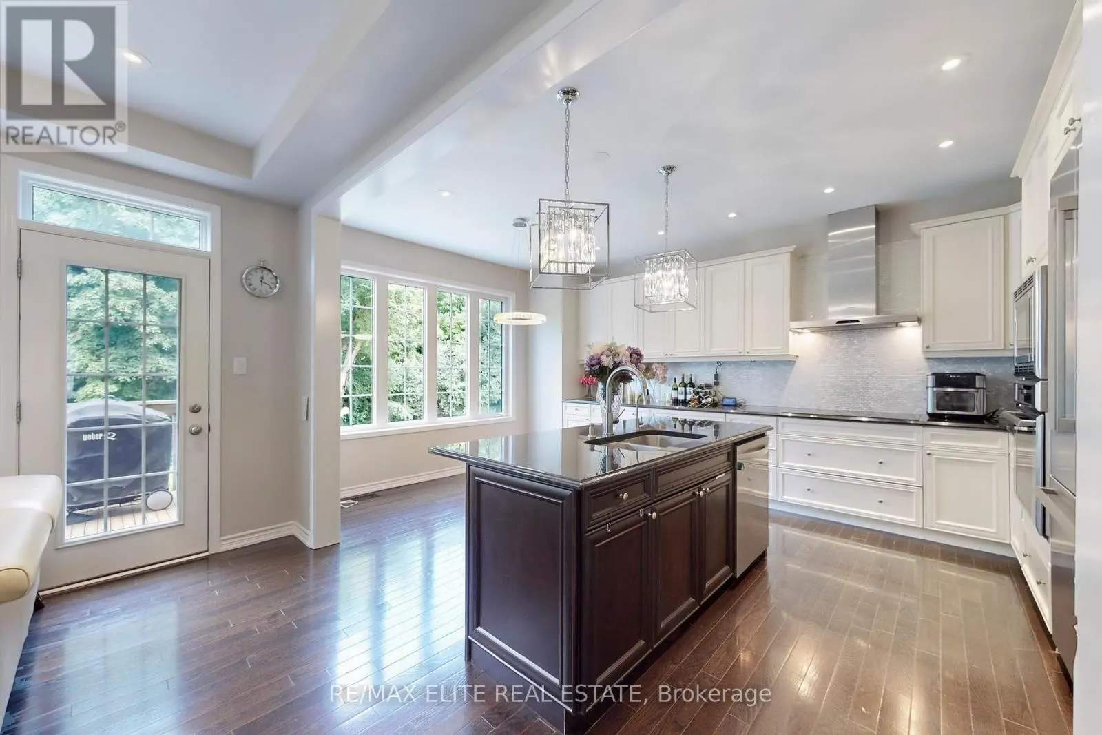 333 THOMAS PHILLIPS DRIVE