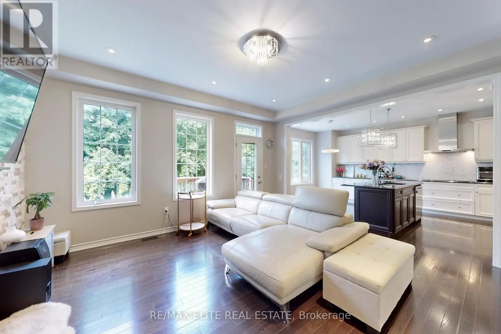 333 THOMAS PHILLIPS DRIVE