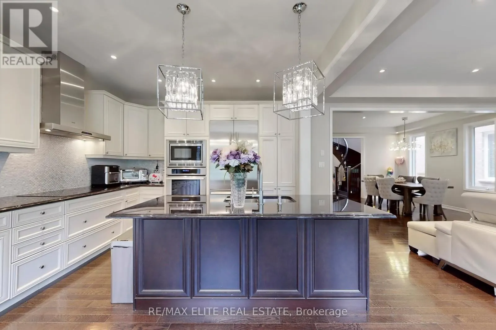 333 THOMAS PHILLIPS DRIVE