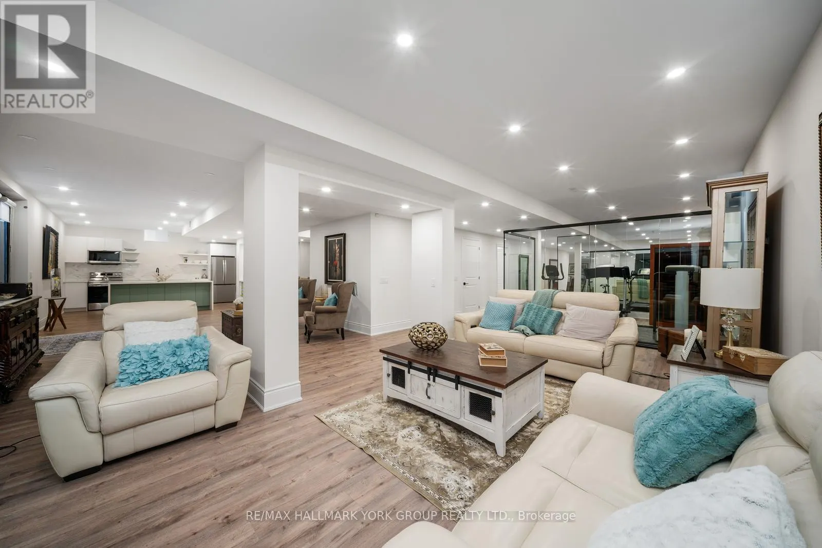 2 TIDNISH COURT