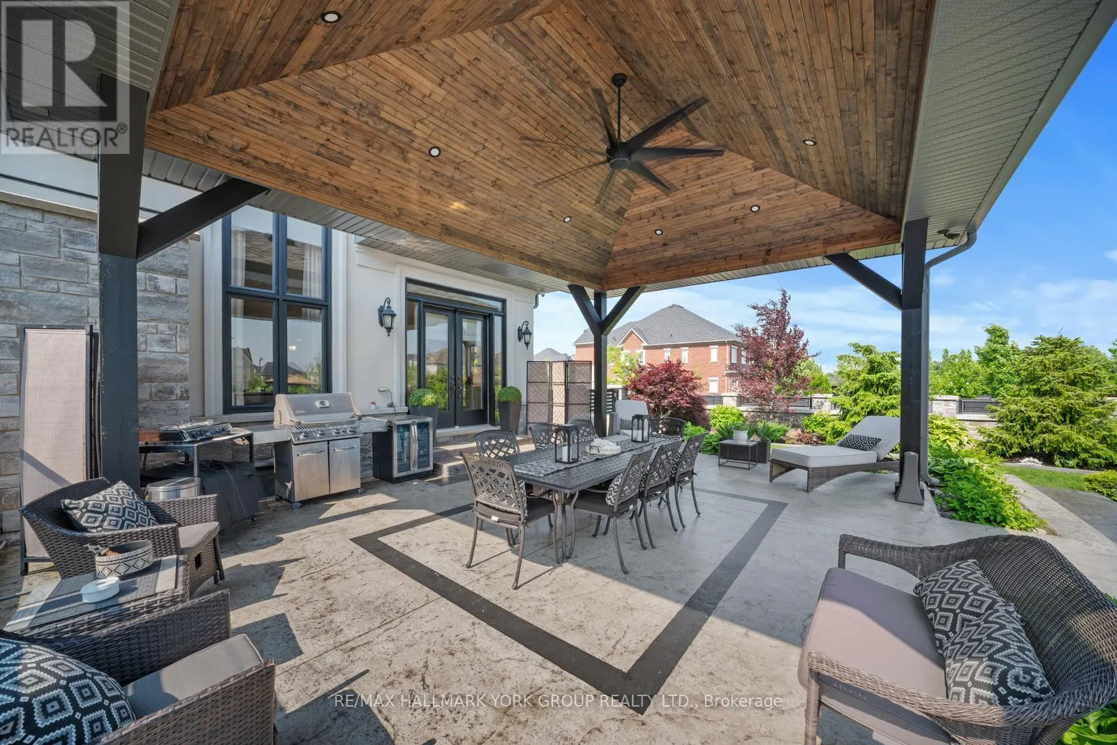 2 TIDNISH COURT