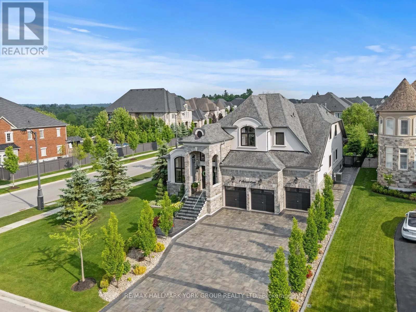 2 TIDNISH COURT