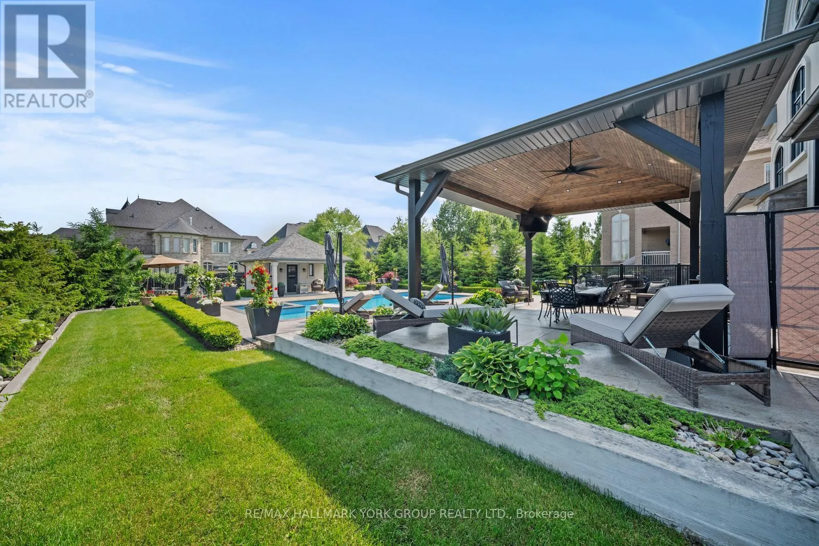2 TIDNISH COURT
