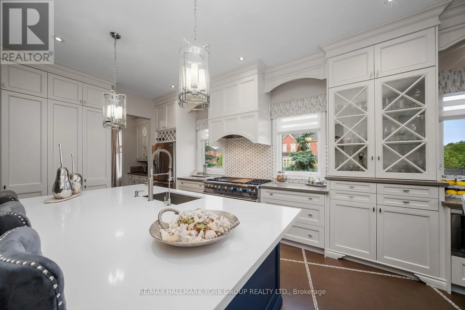 2 TIDNISH COURT