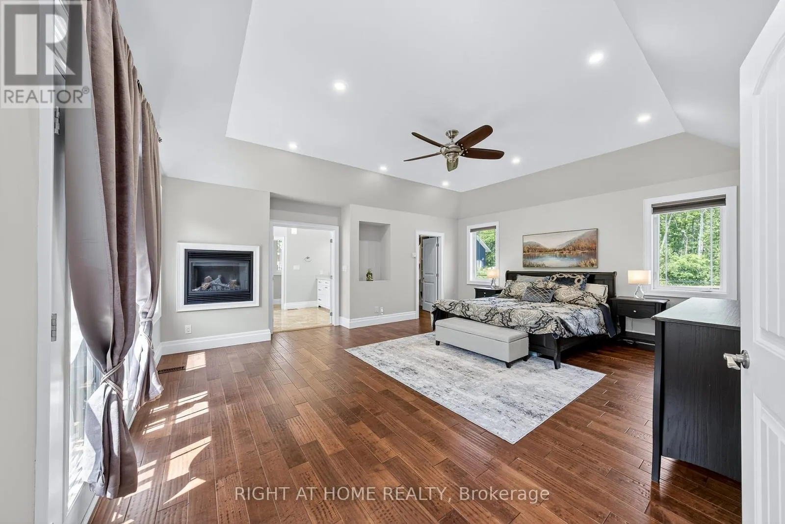 3500 CRESCENT HARBOUR ROAD