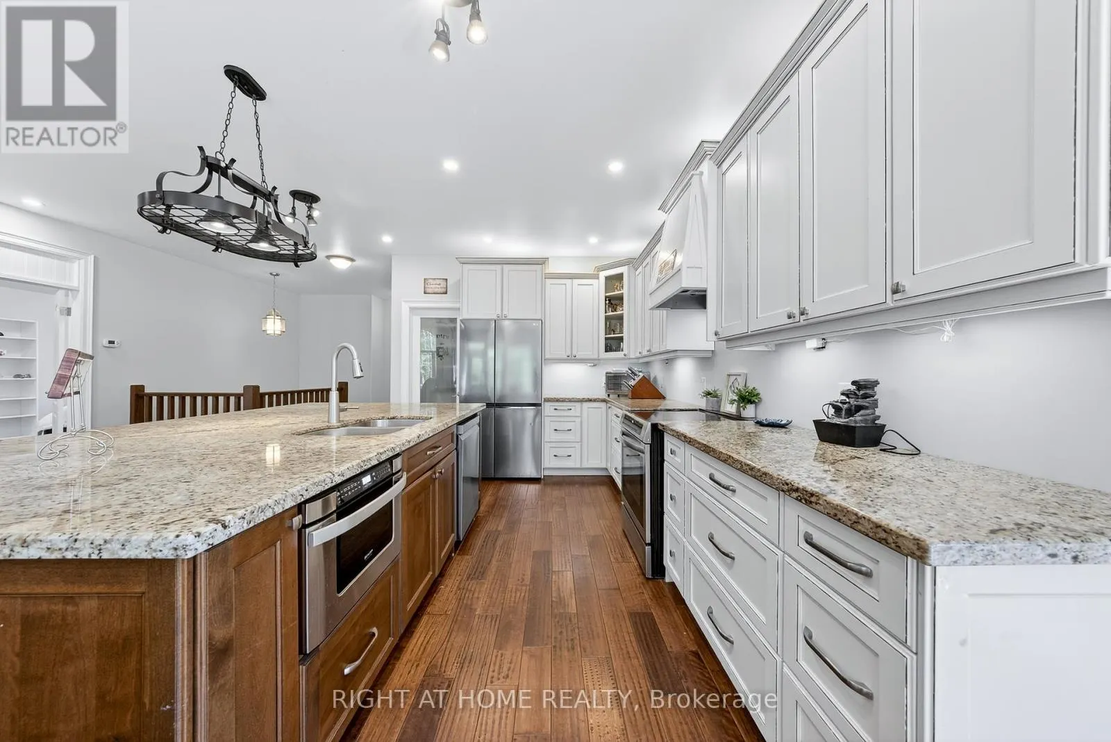3500 CRESCENT HARBOUR ROAD