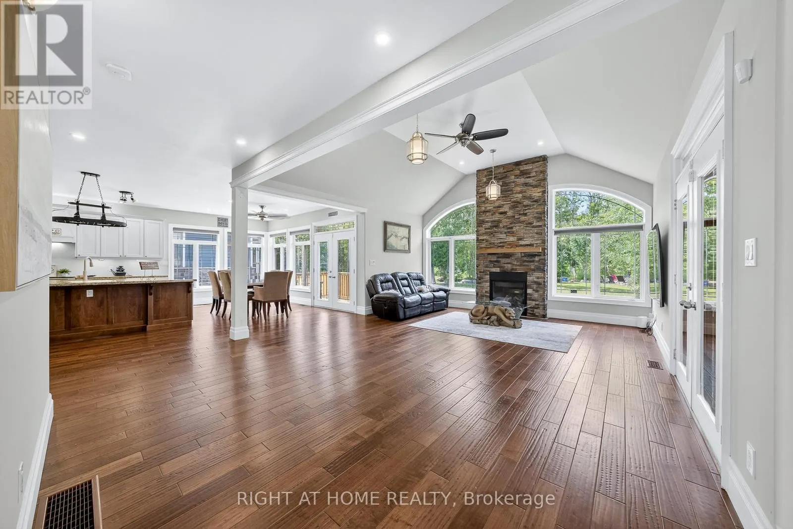 3500 CRESCENT HARBOUR ROAD