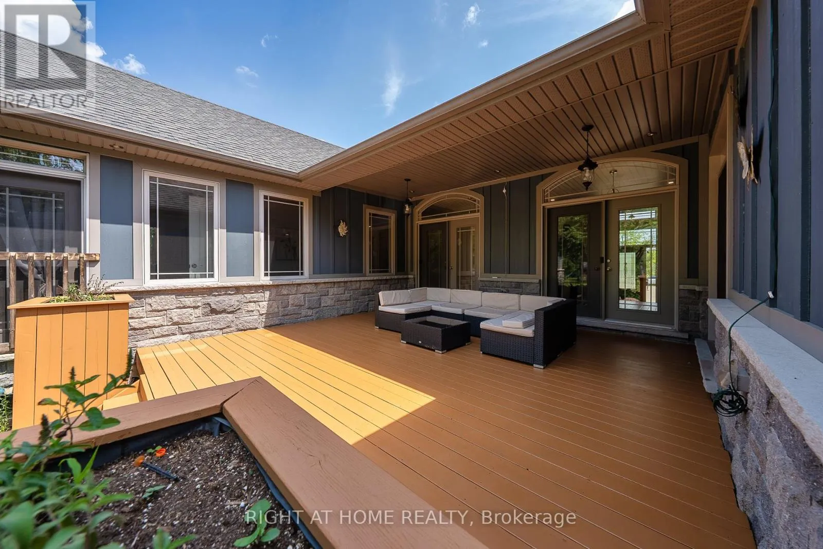 3500 CRESCENT HARBOUR ROAD