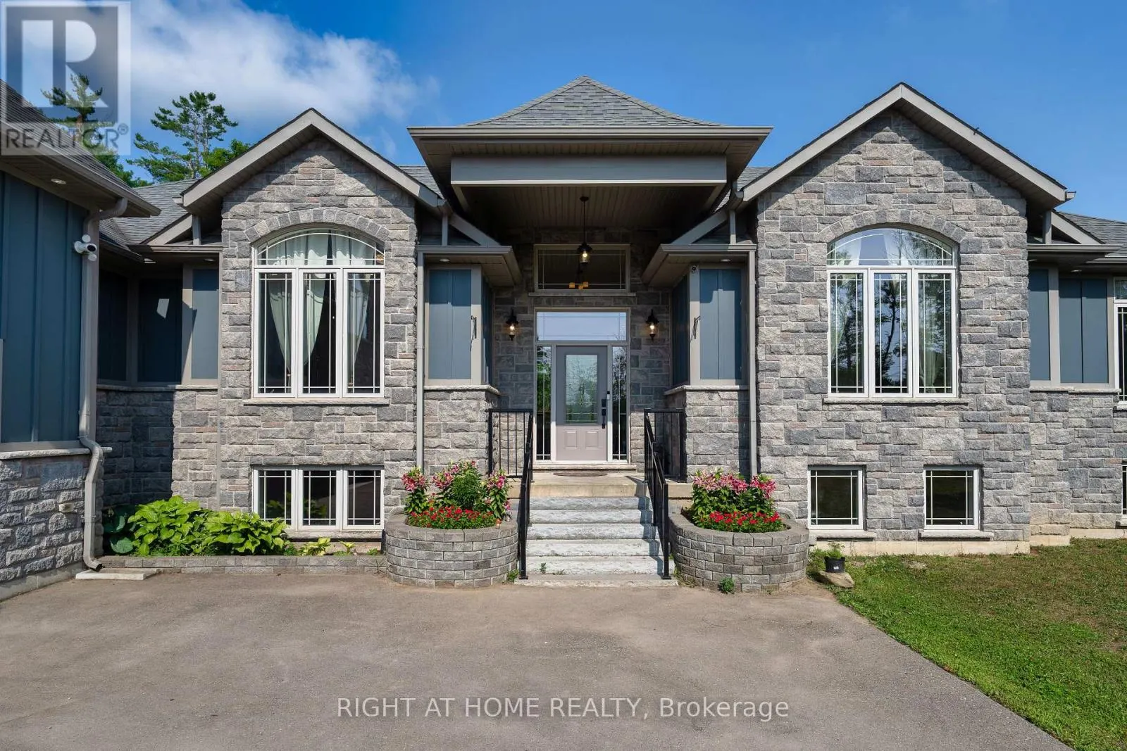3500 CRESCENT HARBOUR ROAD