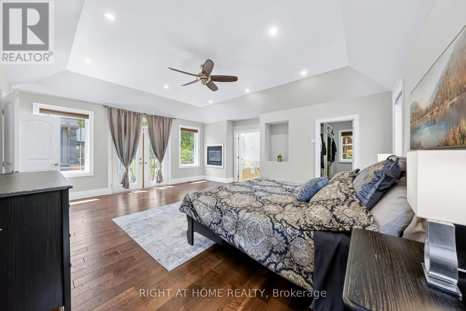 3500 CRESCENT HARBOUR ROAD