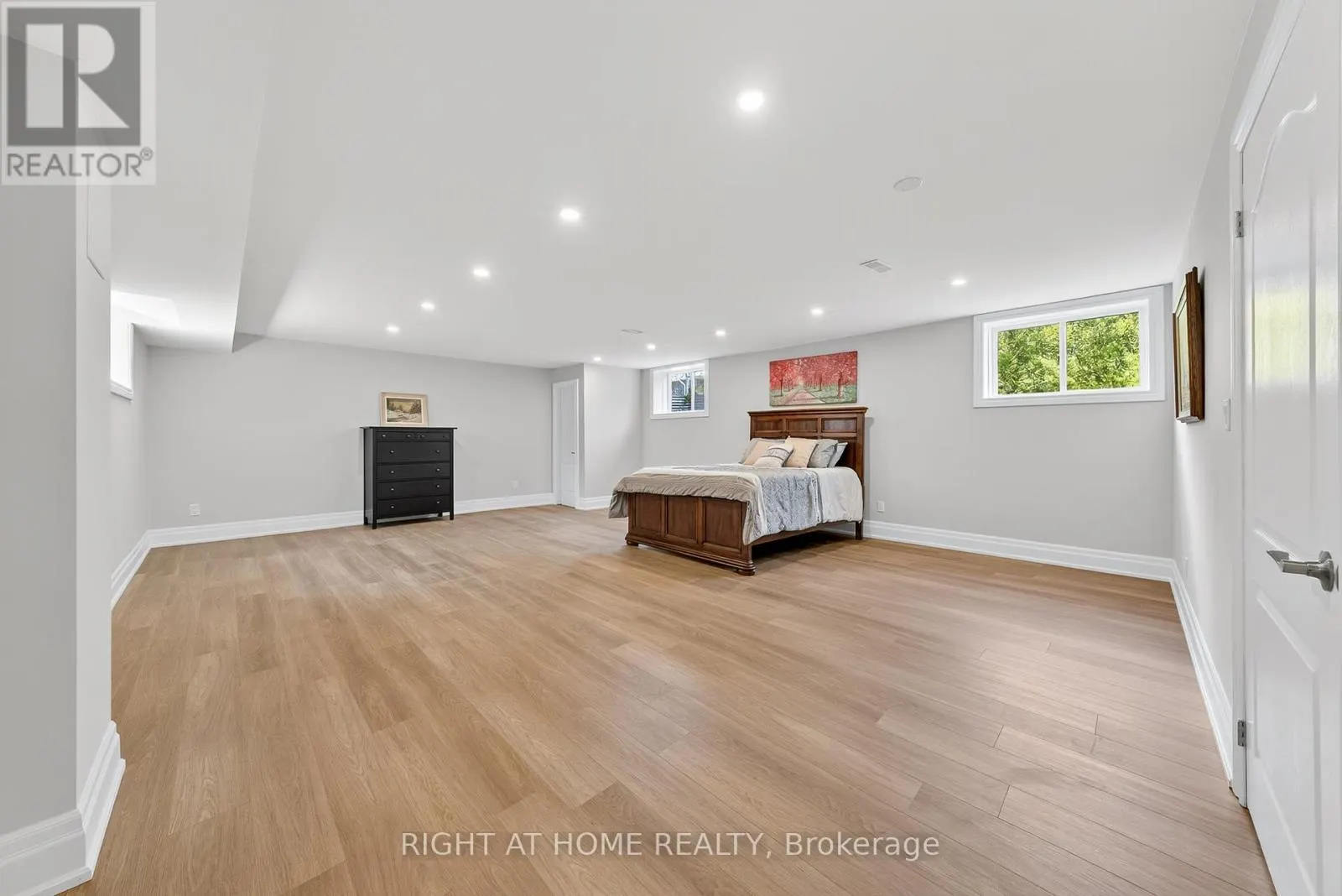3500 CRESCENT HARBOUR ROAD