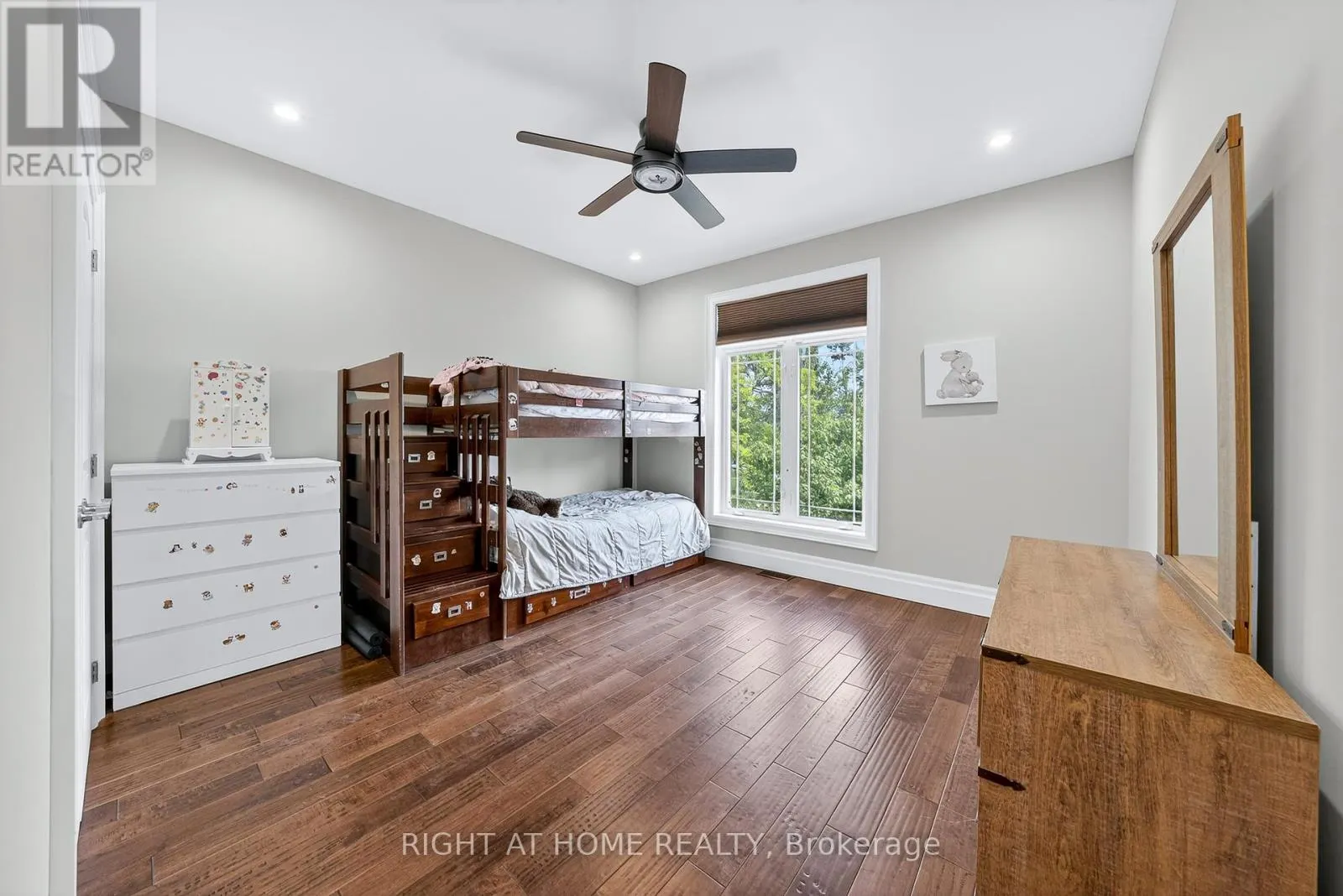 3500 CRESCENT HARBOUR ROAD