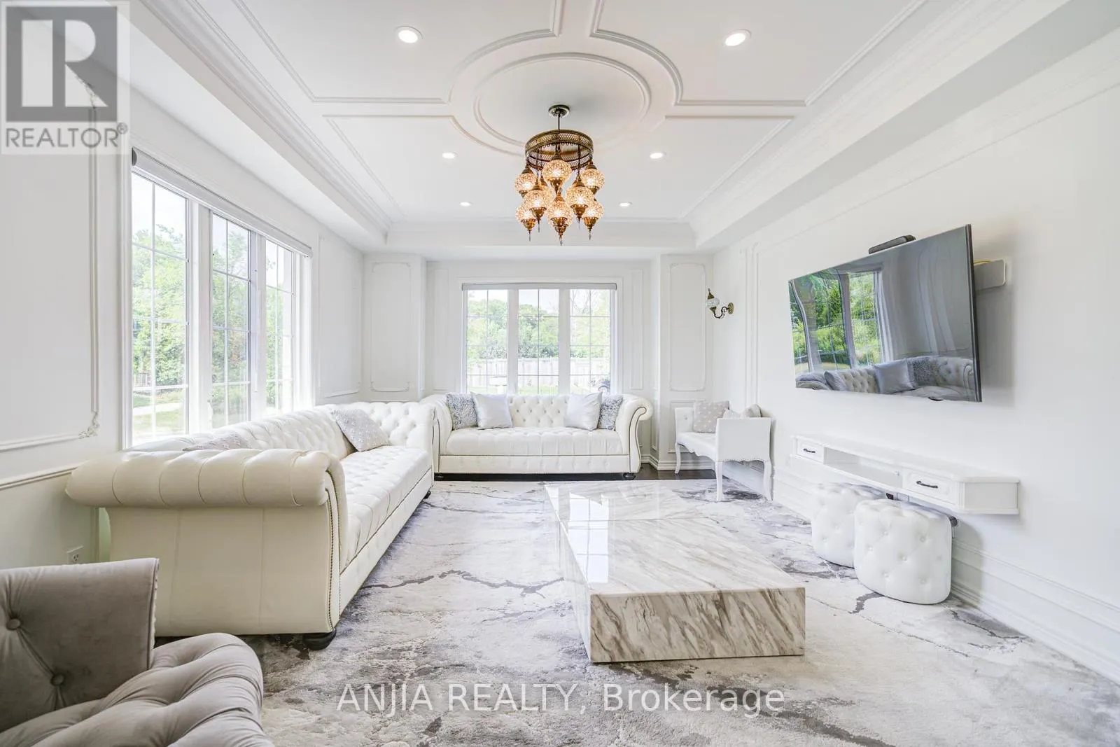 203 RICHARD UNDERHILL AVENUE
