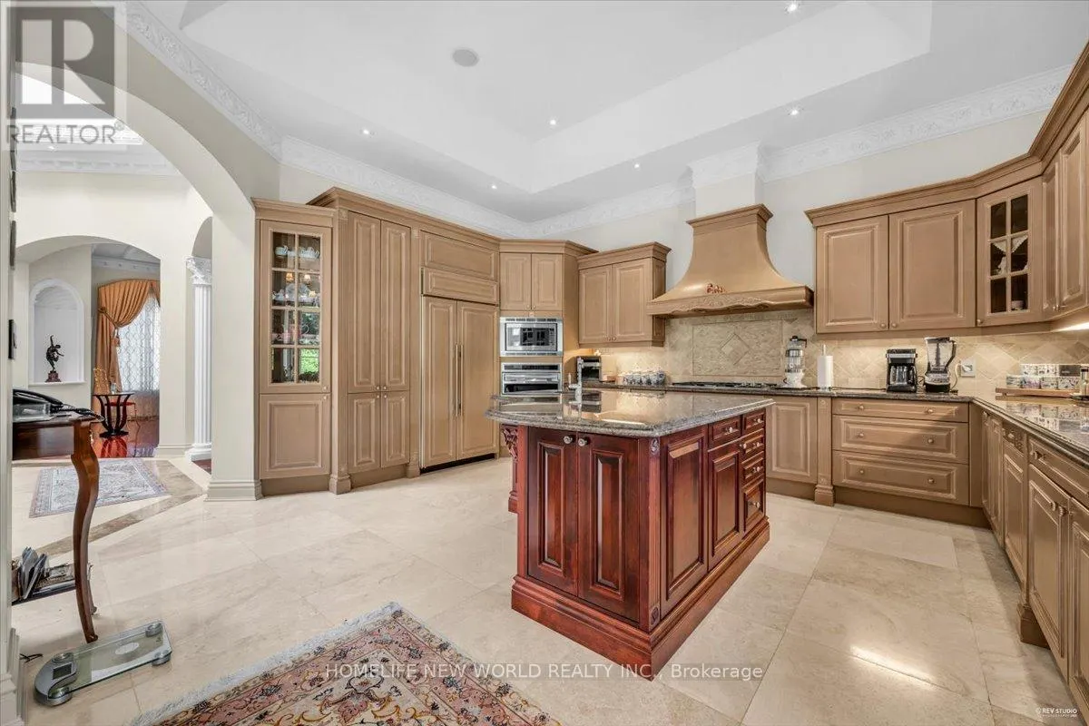 12 DENHAM DRIVE