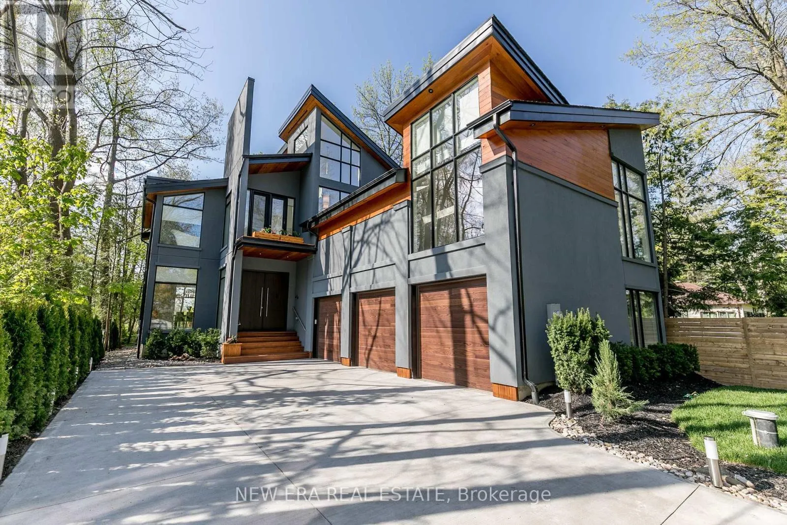 767 CEDARVALE DRIVE