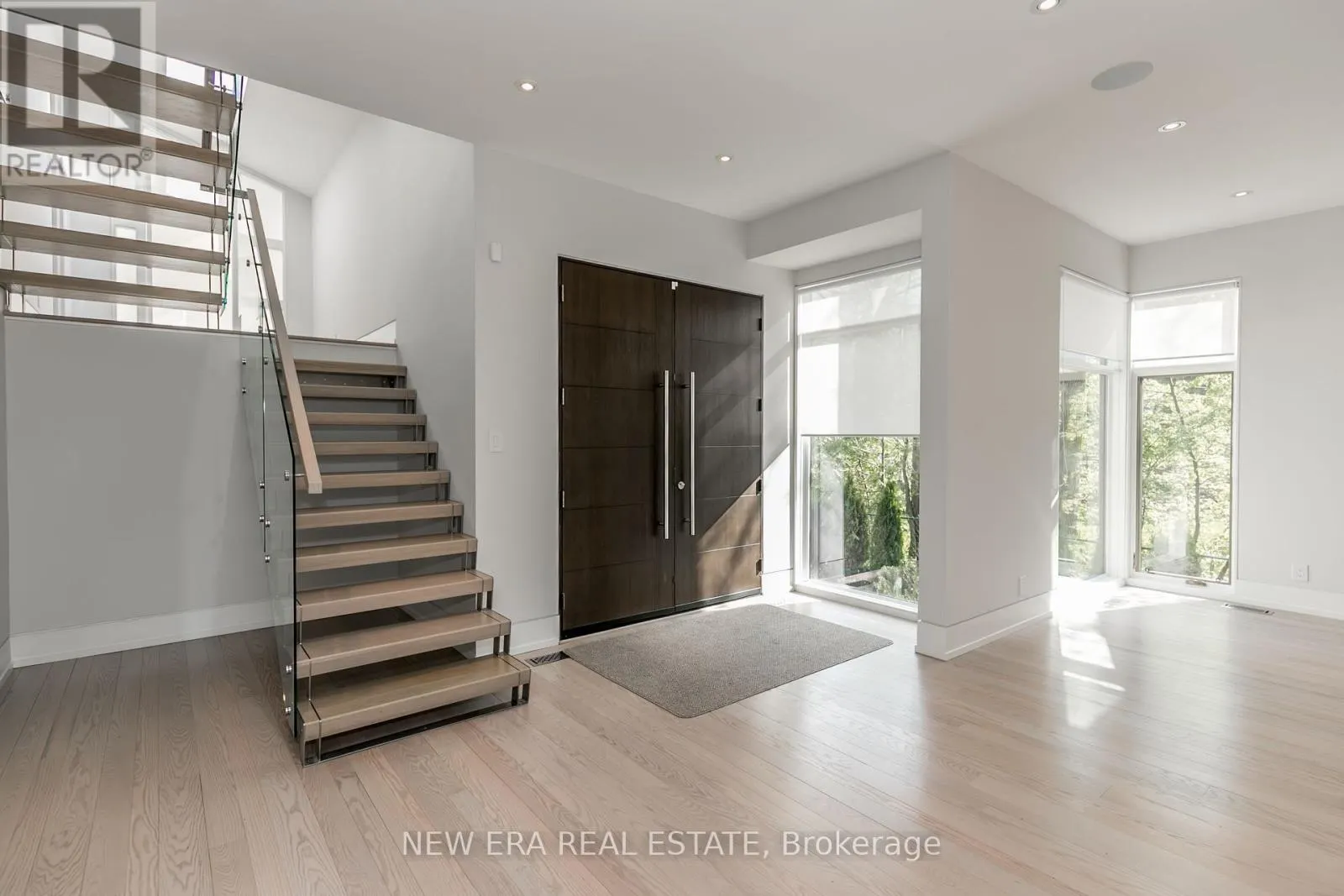 767 CEDARVALE DRIVE