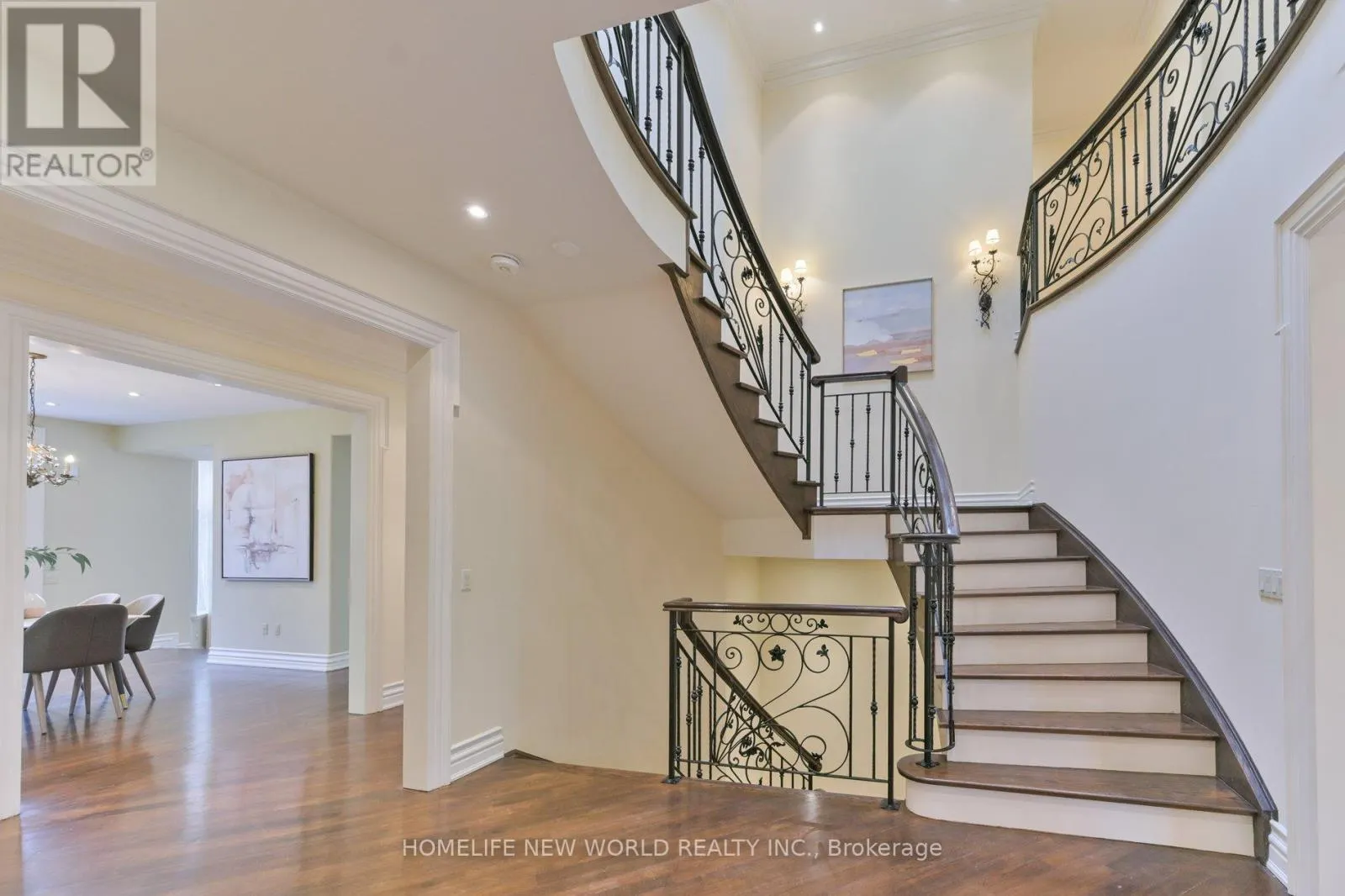 33 EVITA COURT