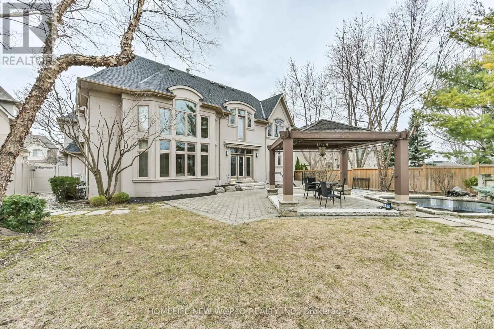 33 EVITA COURT