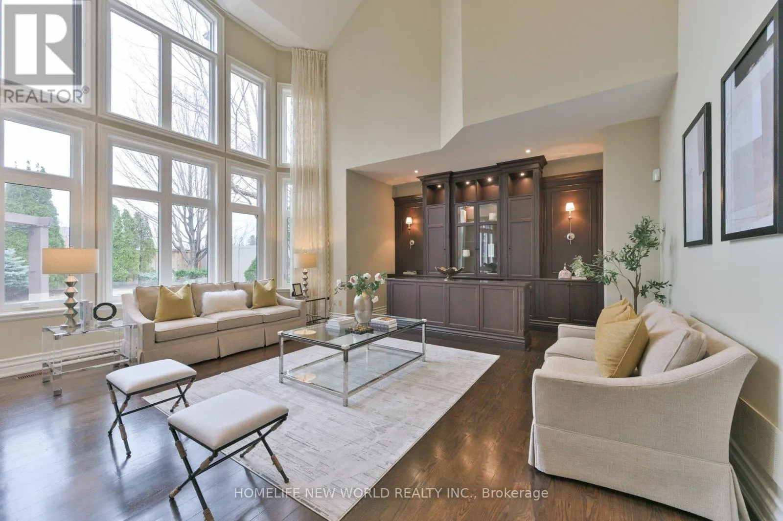 33 EVITA COURT