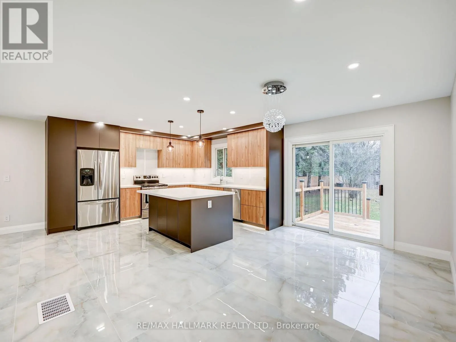 1046 LEBANON DRIVE