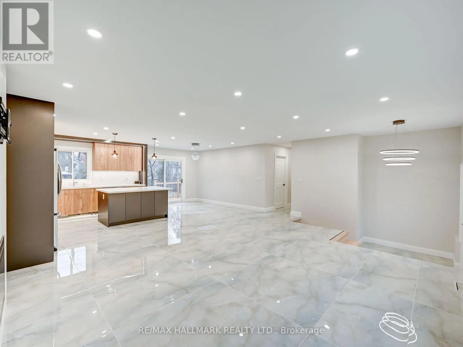 1046 LEBANON DRIVE