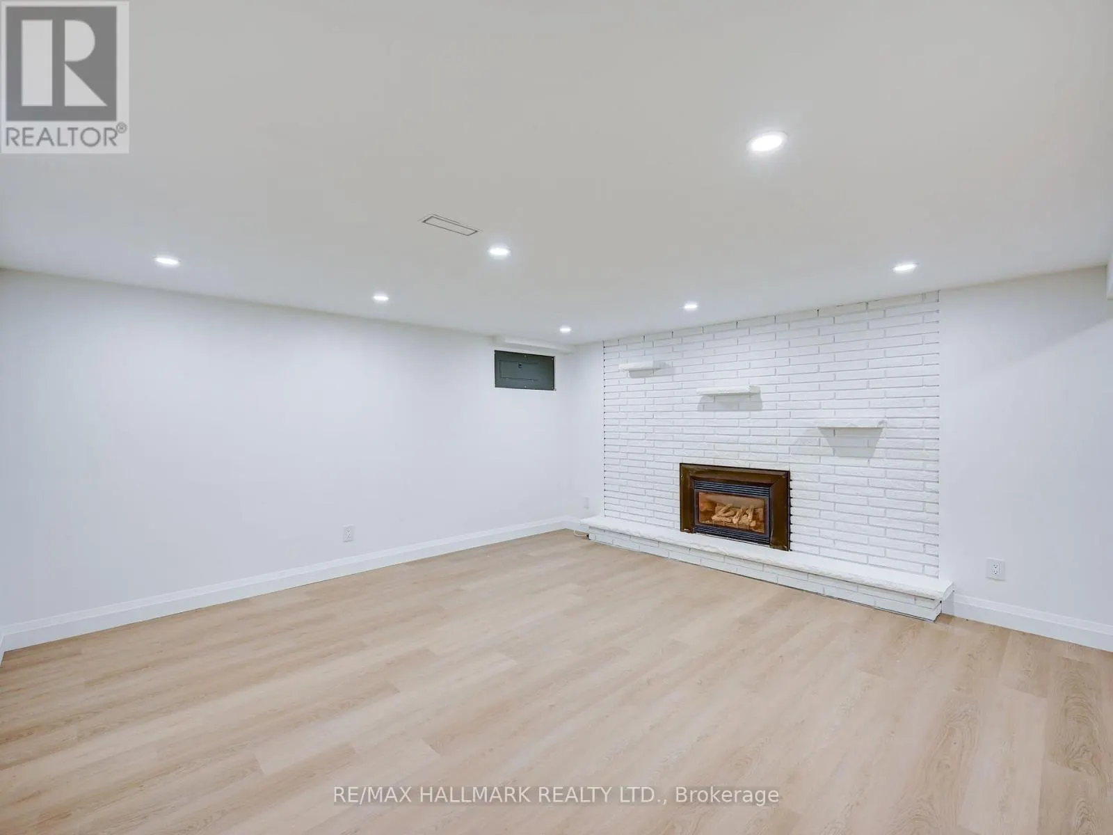 1046 LEBANON DRIVE