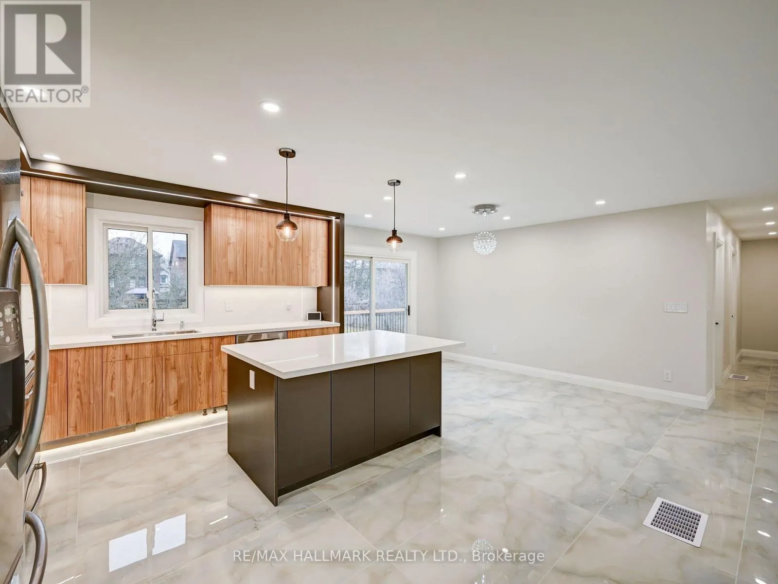 1046 LEBANON DRIVE