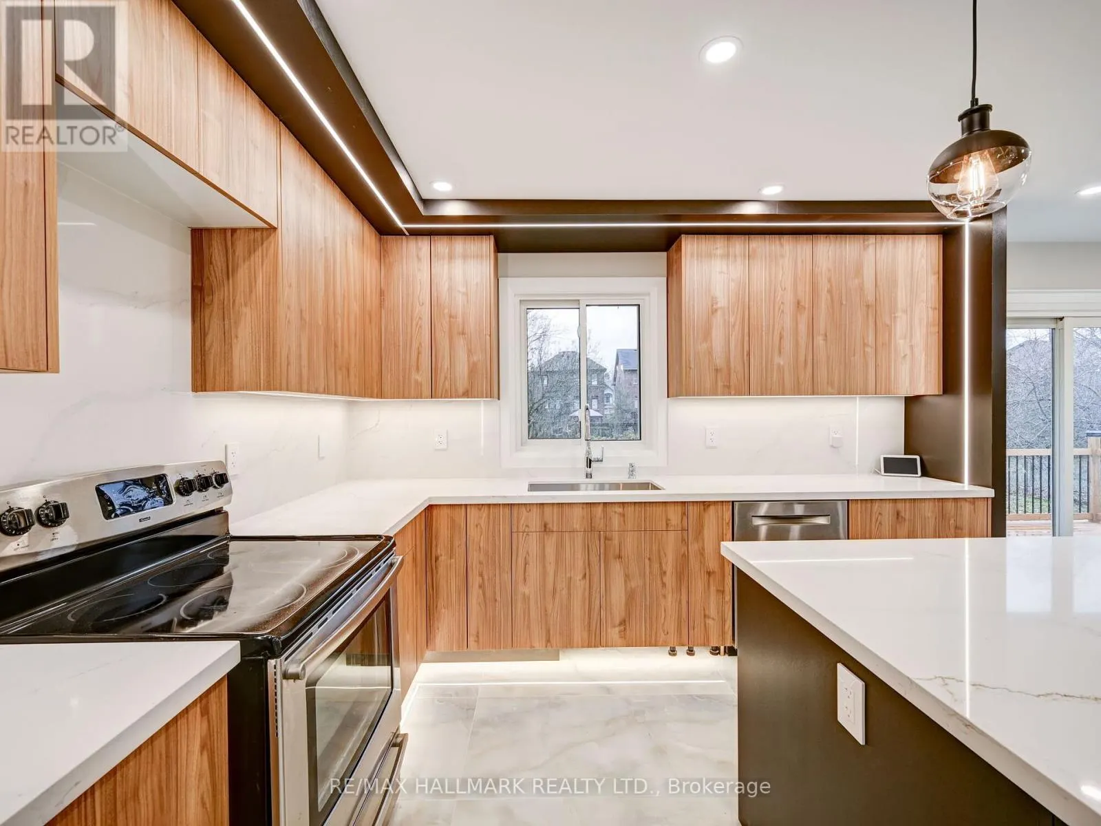 1046 LEBANON DRIVE