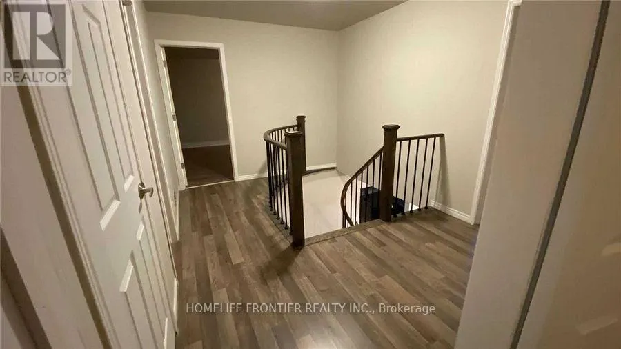 39 CAMROSE DRIVE