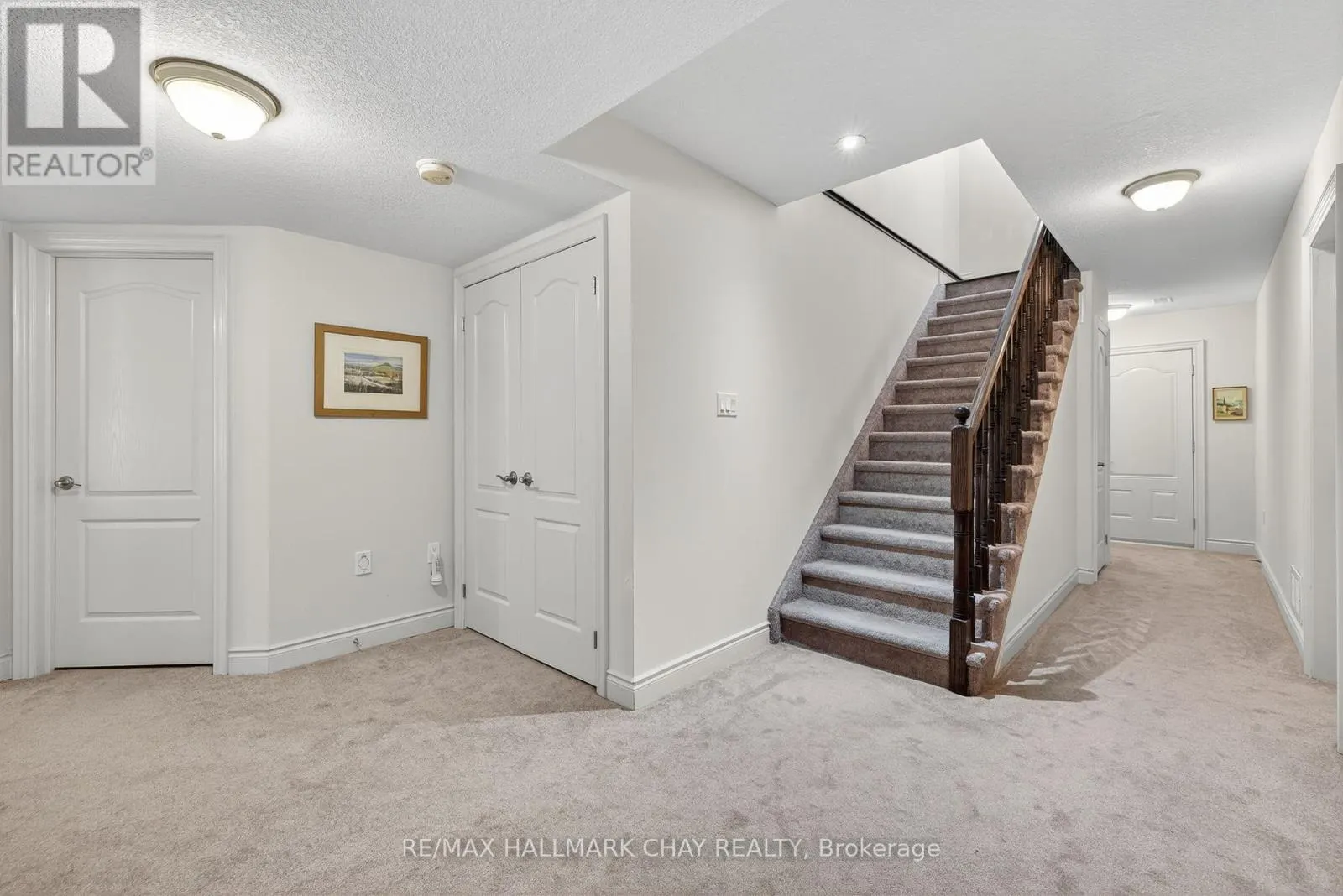 199 RIDGE WAY