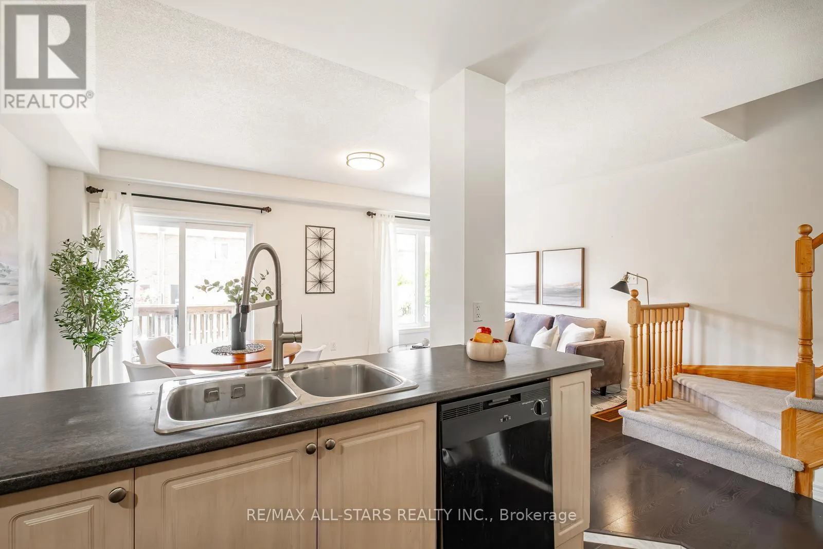 11 EASTWIND DRIVE
